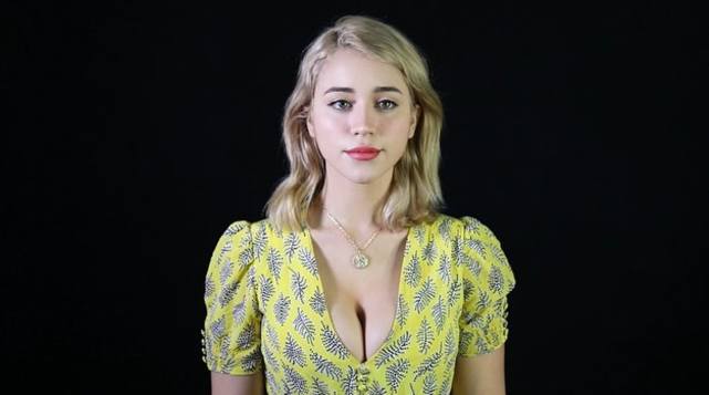 都美竹|本·阿弗莱克影帝胞弟借捐血晒照片，23岁新女友性感火辣