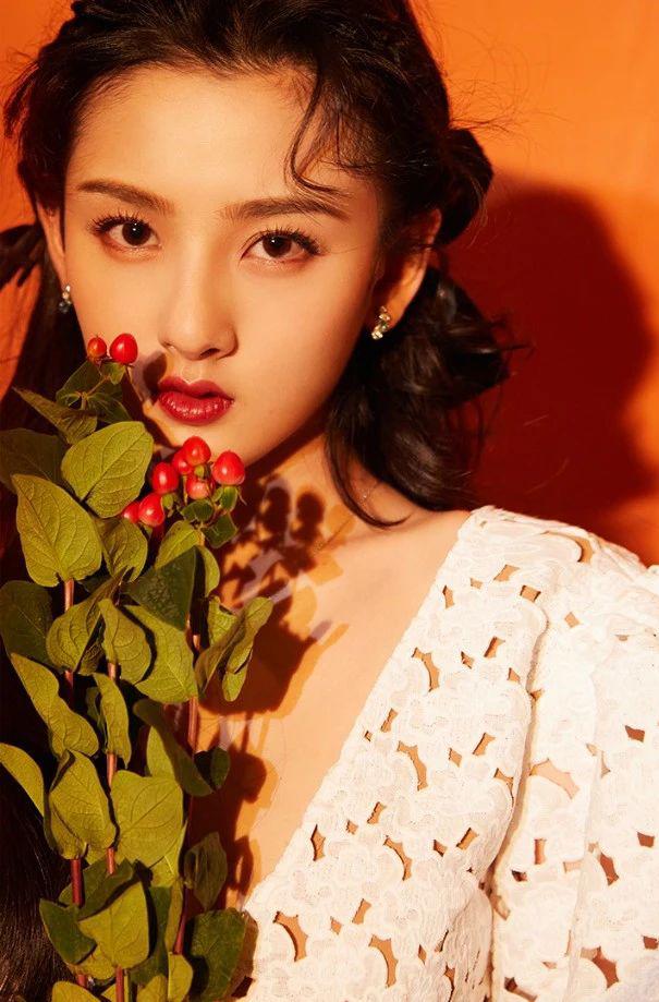 时尚圈的奇葩大喵|乔家儿女成穿搭教科书，时髦复古却又不浮夸，日常完全可以直接学