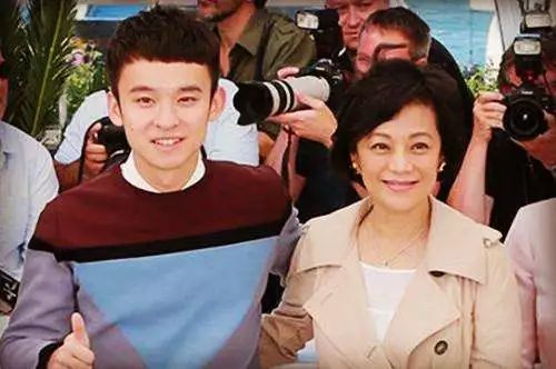 霍尊|看看孙怡的“上位史”，就知道陈露9年时间为何还拿不下霍尊了！