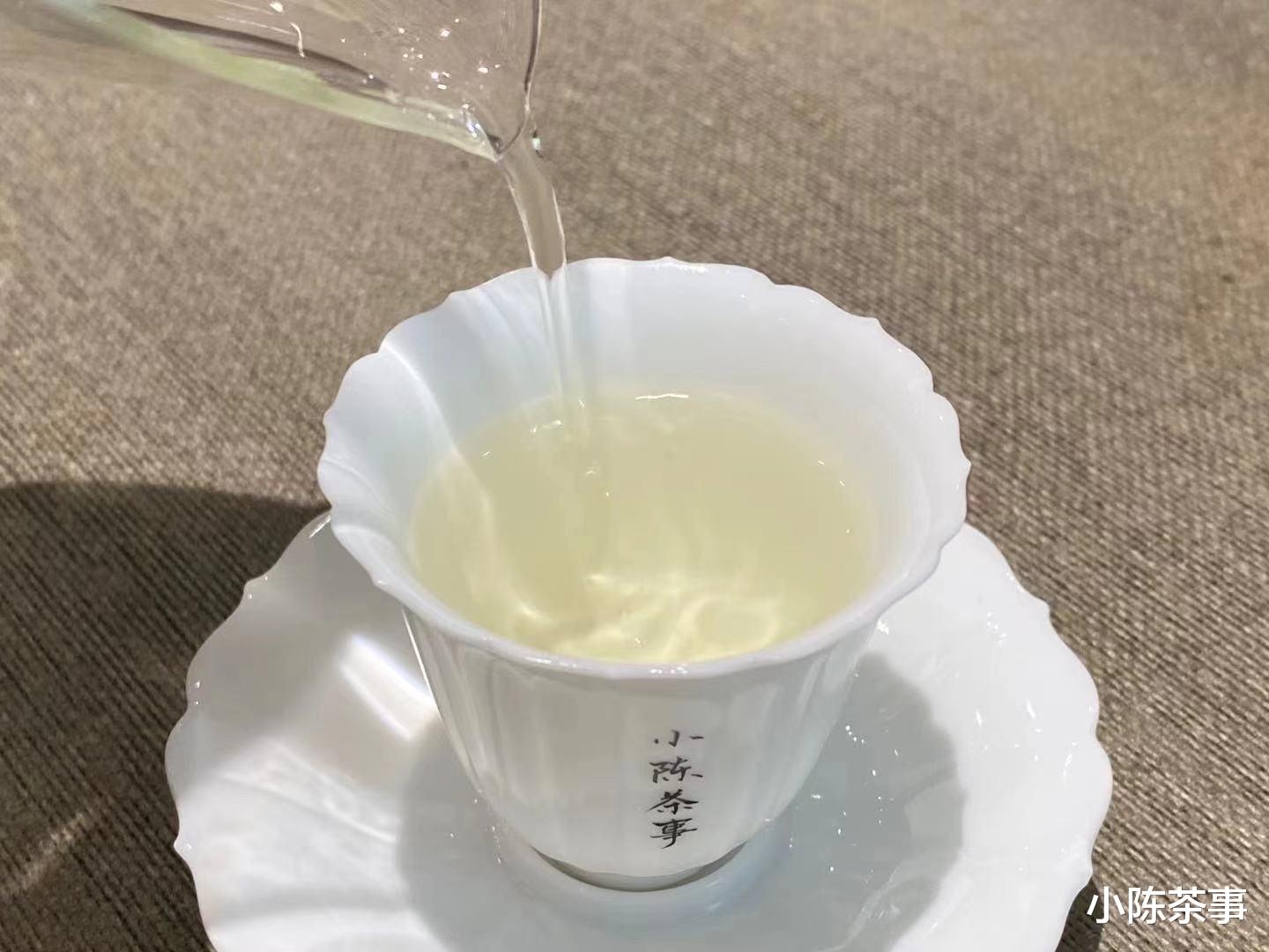 茶具|冲泡白茶的3大误区，茶具、泡茶水、泡茶方式，一次性说清楚