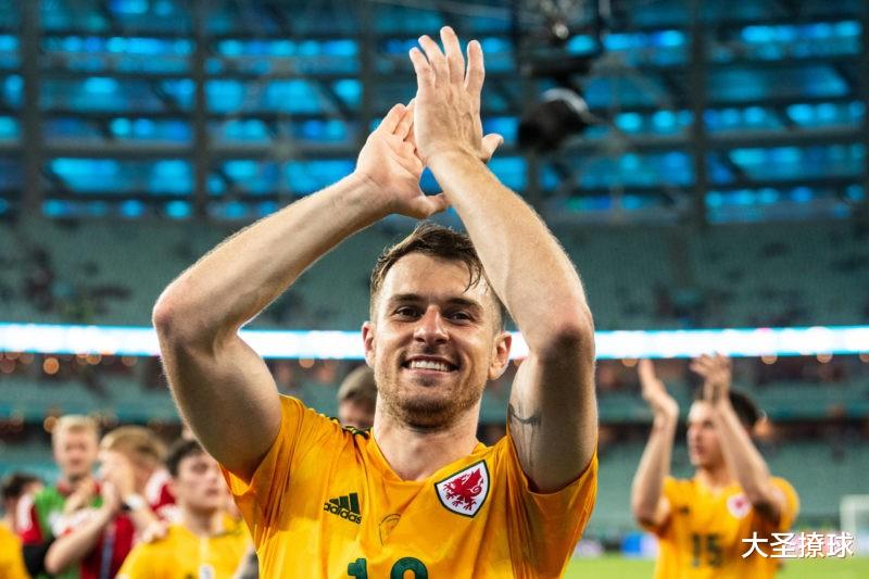 阿森納|阿森納球迷曾經(jīng)的寵兒接近加盟紐卡，兩隊(duì)與槍手爭(zhēng)奪尤文球星