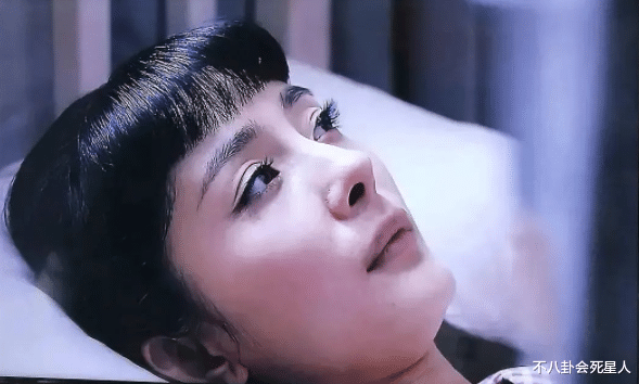 金晨|美人脸却败在鼻子上？这15位女星鼻子突兀，太可惜！