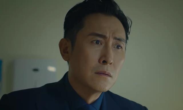 飞虎3|《飞虎之壮志英雄》：素筠患上渐冻症，展博文愧疚不已，情比金坚