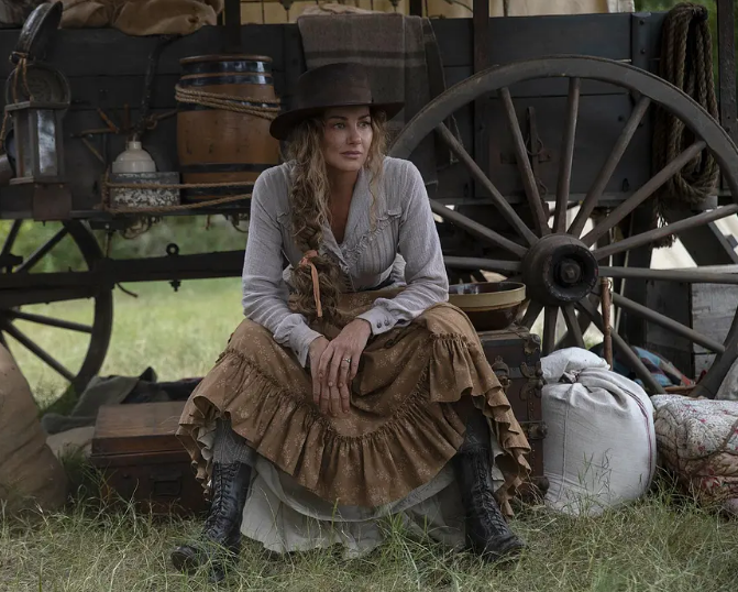 黄石|两集上9分，《黄石》前传剧，依旧硬核