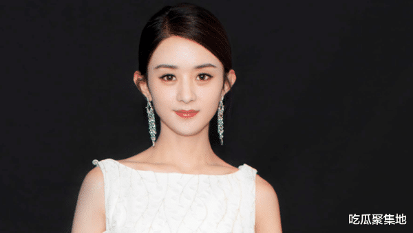 关晓彤|周冬雨自嘲“平胸”，张一山完美救场，仅仅七个字，不愧是高情商