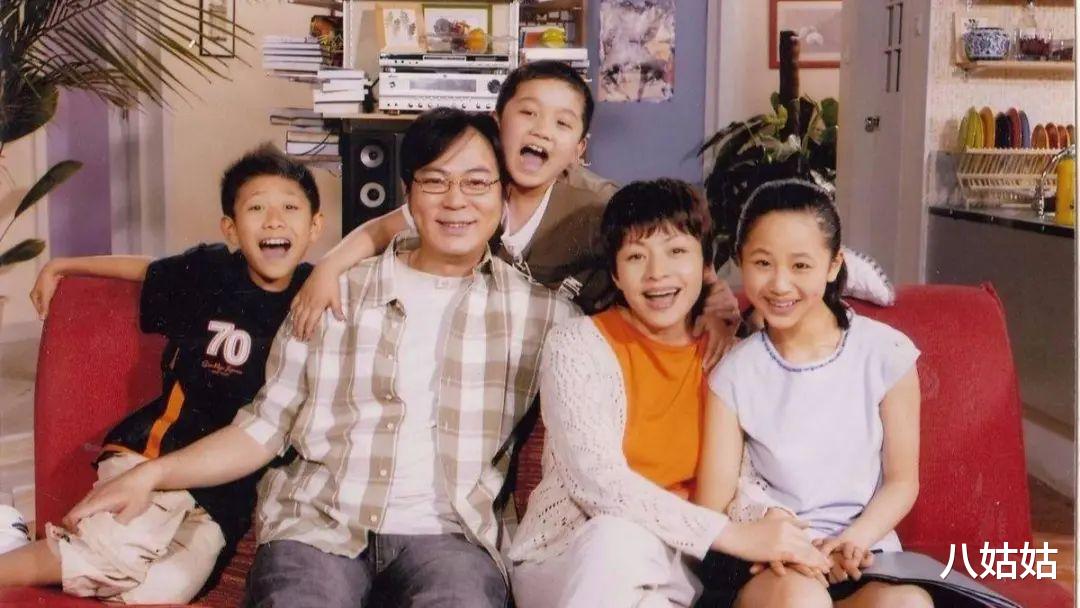 宋丹丹|英达抛弃宋丹丹，英宁抛弃赵明明，英家的两位前儿媳，如今怎样了