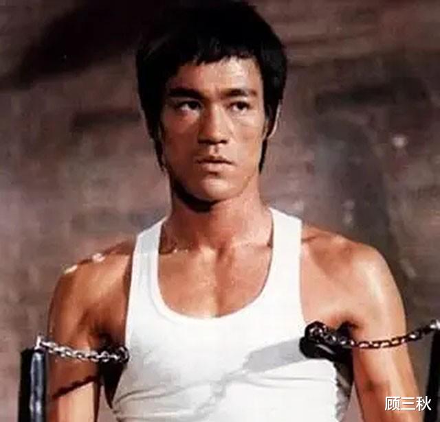 程潇|美国西雅图李小龙的墓地：儿子陪伴在旁边，墓碑前12个字令人沉思