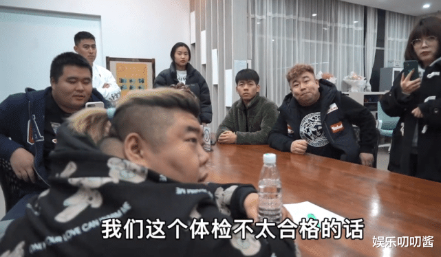 穿衣搭配 砸10万请胖猴仔减肥？600斤胖猴仔再探训练营，网友：就是个剧本