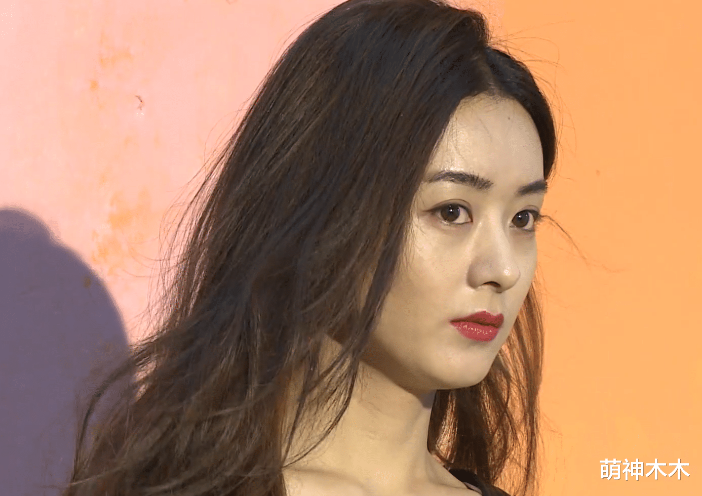 怒火重案|85花未修图来了：37岁唐嫣状态抗打，34岁刘诗诗胜在气质