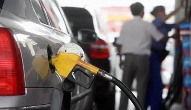 童书小窝|“两桶油”今年不亏了,上半年净赚1000亿,都是靠油价涨的吗?