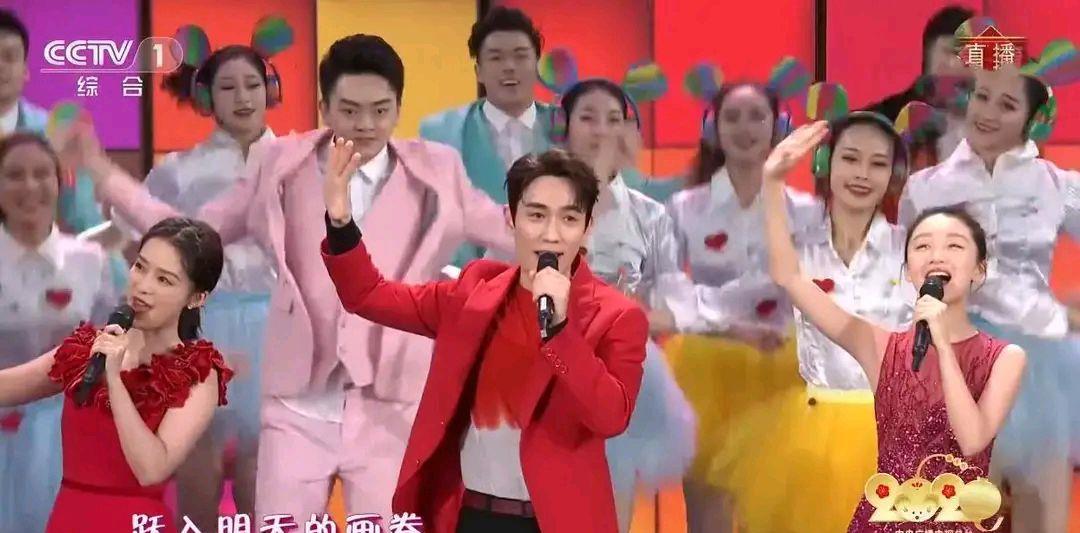 章子怡|去流量成空谈，央视跨年晚会流量明星扎堆出现，地方卫视差距明显