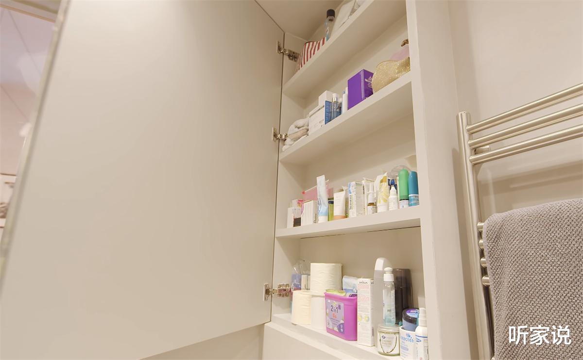 他翻新29㎡蜗居：拆掉隔断做全开放空间，利用3米4层高做夹层卧室