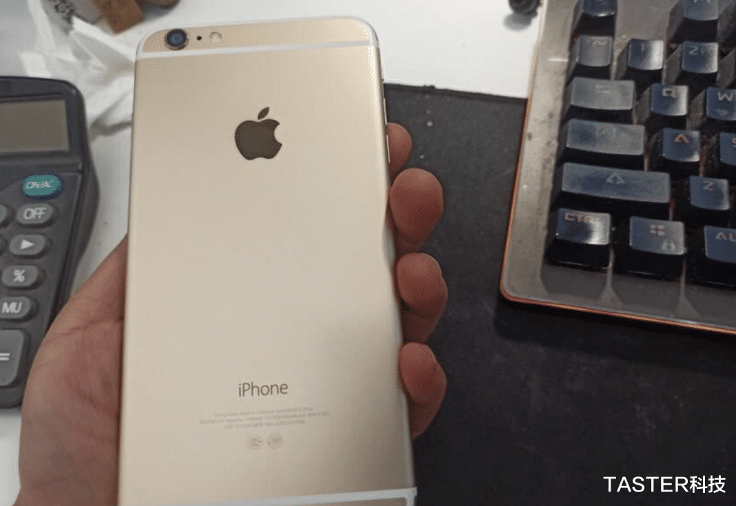 微信|花几百块入手6年前的iPhone 6S，看视频聊微信都可以，佩服苹果