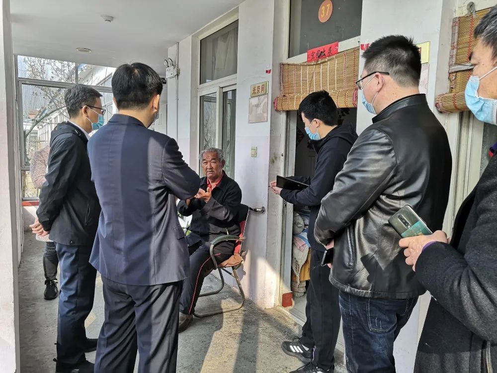 邹平县广播电台 邹平市退役军人事务局到高新街道走访慰问孤老优抚对象