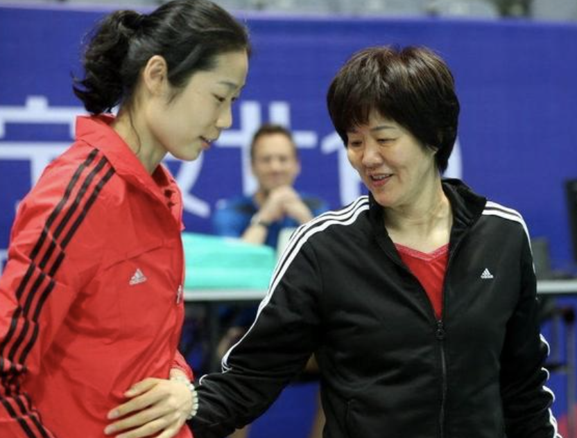 陈皮咪咕|郎平直言朱婷下场无人替补，全靠朱婷一个主力的女排何去何从