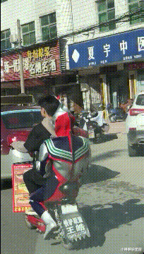 小琳解说星座|“这是我的新兵器丈八蛇矛，你们的呢？”哈哈哈哈这兵器有点冷啊