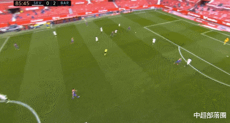 梅西|2-0！巴萨反超皇马，升至西甲第2，梅西神了：创造5大纪录+14年神迹