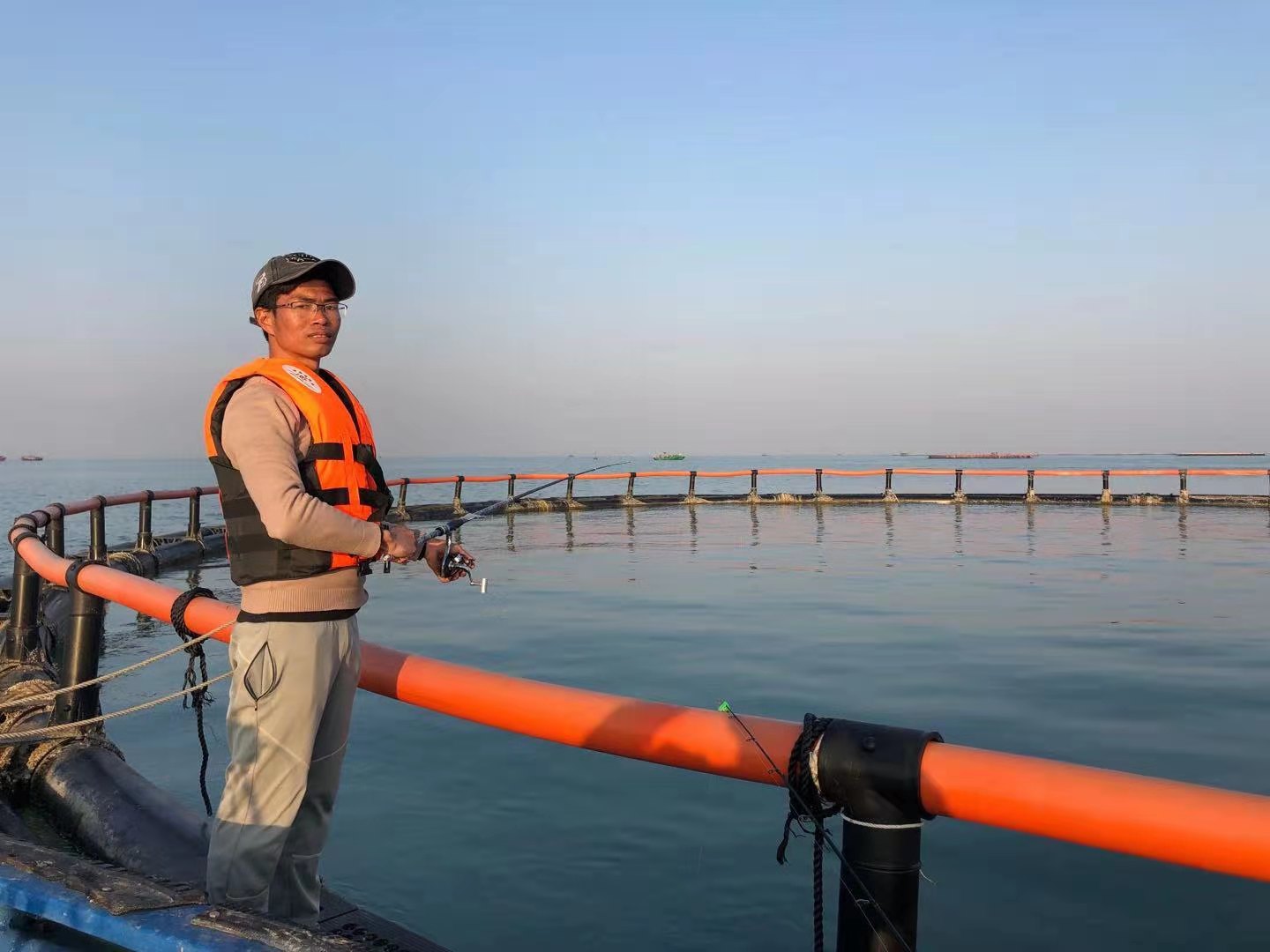 海钓|海钓有多大魅力？湛江钓鱼人自白，仙境中垂钓，探秘深海的密码