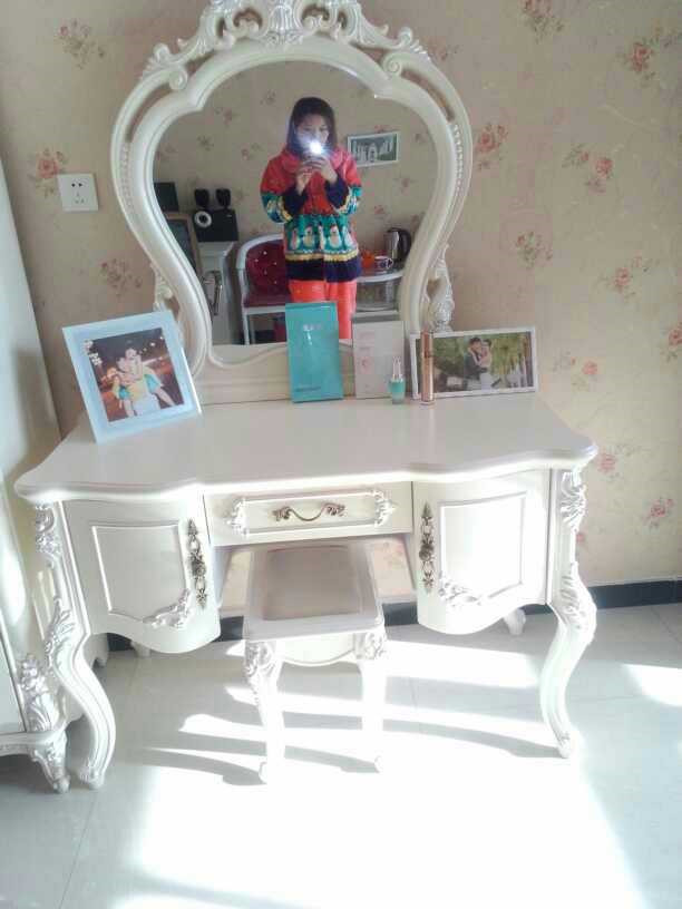 晒晒东北婆家的自建房，占地1000平，卧室大家可能没见过