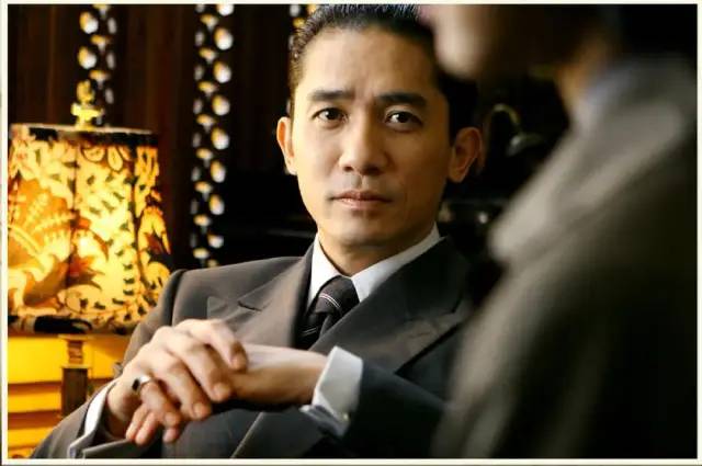 杨洋|娱乐圈油腻的顶流，又爆红了