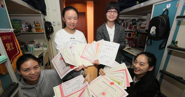 保研|读研以后才懂得，考研生和保研生的差距大，难怪导师有所偏爱
