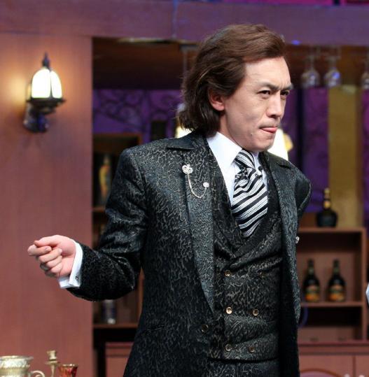 李咏|李咏因何去世？高晓松发文揭露真实死因，本人12字怒斥“无耻”