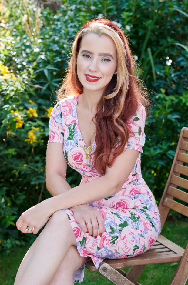 农村奇闻 英国全职主妇：跟我一样伺候老公，你就不会遭抛弃