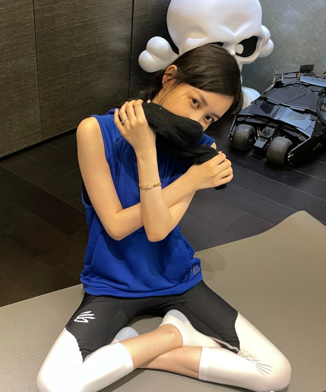 大时尚大观点|潘玮柏老婆晒健身照，力破二胎传闻，“网红身材”让人羡慕