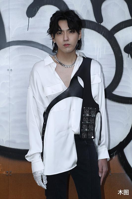 林生斌|吴亦凡的十点澄清声明起反效果，网友不买账，被嘲自己挖坑埋自己