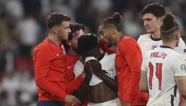 杰雯妈咪的宝贝日记|8：0！最佳阵容出炉，蓝衣军团成最大赢家，上届冠亚军无人上榜！