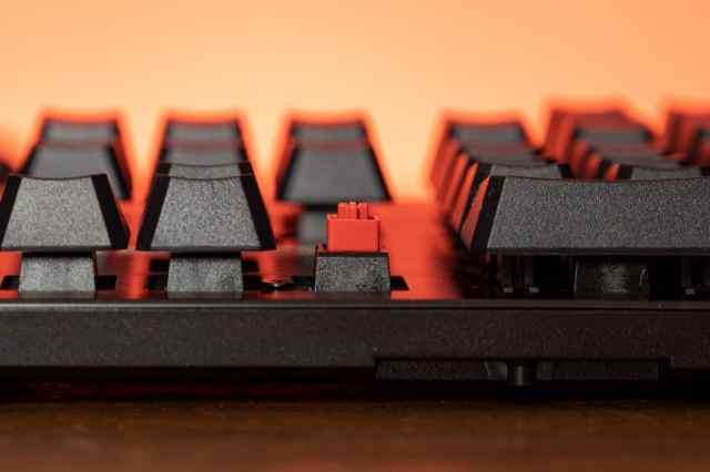 耳机|用上它们,玩永劫无间直冲殿堂—血手幽灵键鼠耳机组合体验