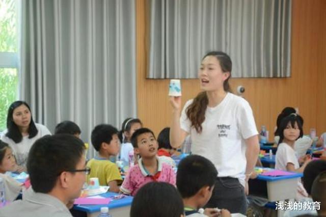 浅浅的教育 抚顺小学老师向家长借款百万，后自杀身亡，家长得知原因后悔莫及