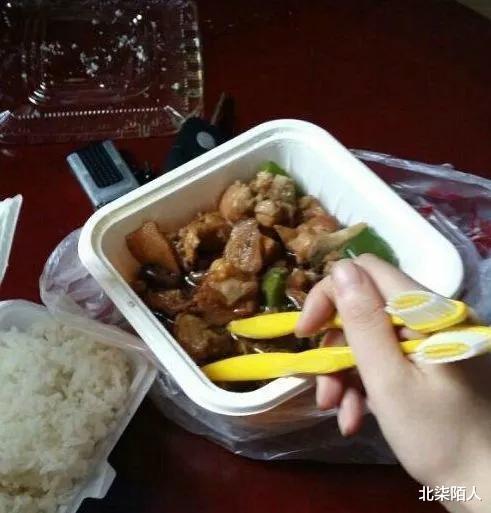 张卫健|“猜猜我在张卫健版本的西游记里发现了谁？”鸡你太美？哈哈哈