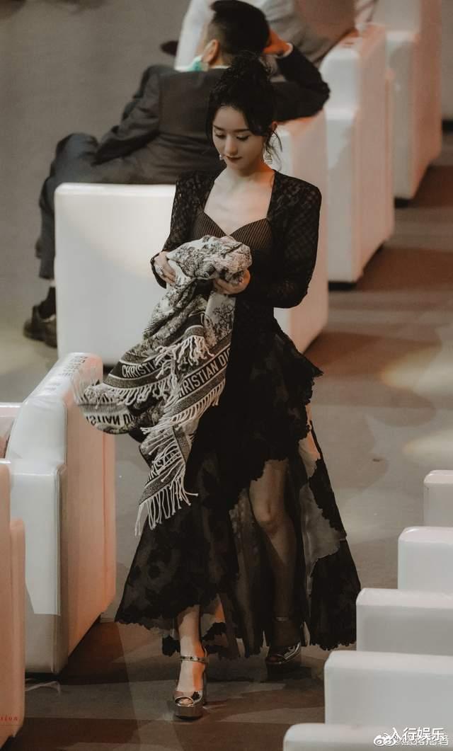 赵丽颖|微博之夜惊觉85花已拉开差距,有人掉队,赵丽颖领跑成定局