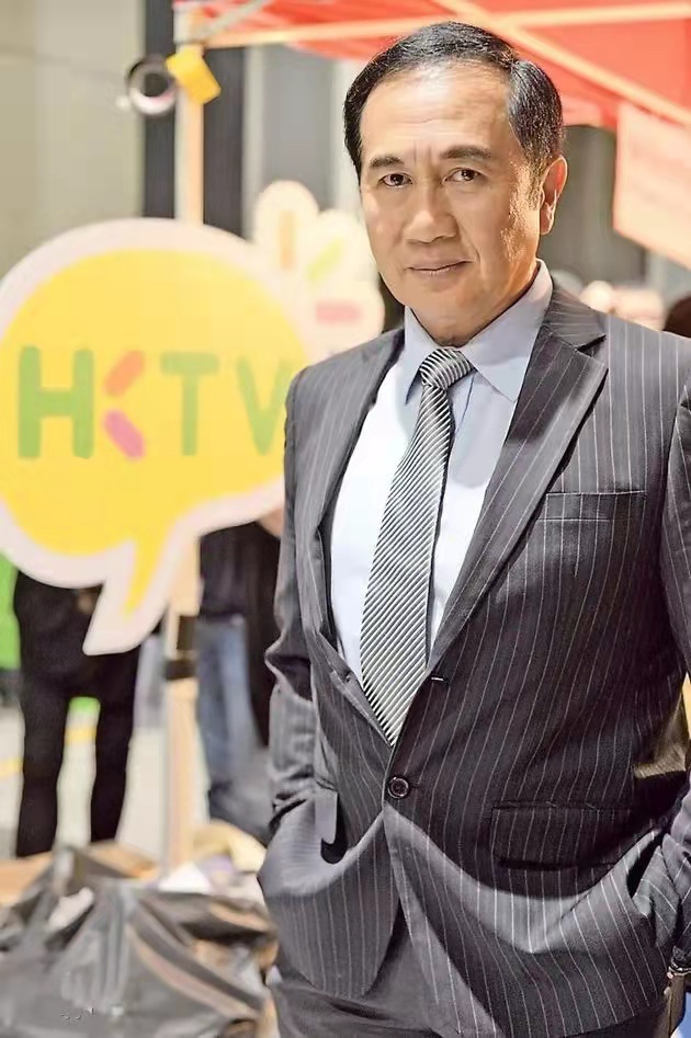 顽童说情感 欧阳佩珊去世四年后，郭锋还是坚持每天和她“聊天”，真是一位痴情的丈夫。