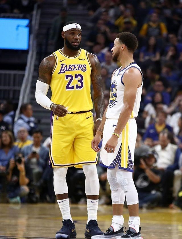 切尔西|44+19+13，一打马刺就来劲！再见了波波维奇，附加赛没有奇迹