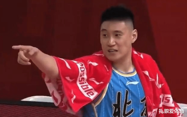 姚明|首鋼懸了！姚明凌晨2點(diǎn)做出決定，將重拳出擊嚴(yán)懲球場惡霸行為