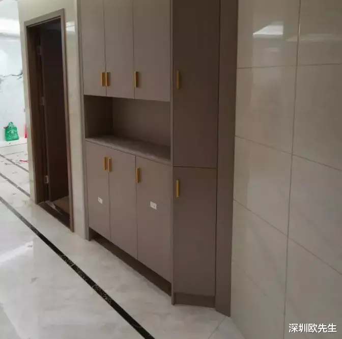 房价|男子140万买房，过了一年时间，房价降到100万！