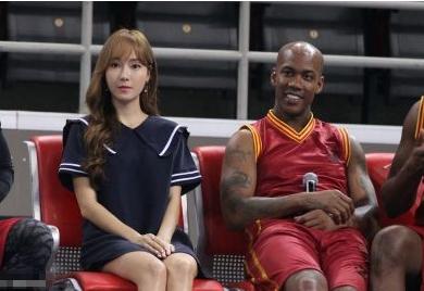 斯蒂芬·马布里|9年球员、2年教练，马布里在CBA的11年一共赚到了多少钱？