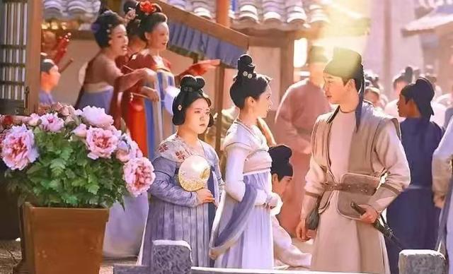 风起洛阳|《风起洛阳》最厉害的角色不是圣人，而是有勇有谋却不显眼的她！