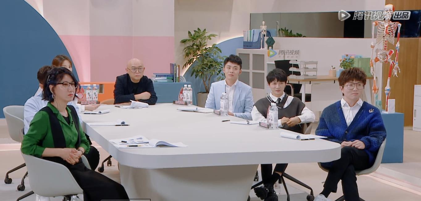 王蕊|《心动的offer》反转不断,王蕊遭遇谵妄症大爷,戳中周深笑点!