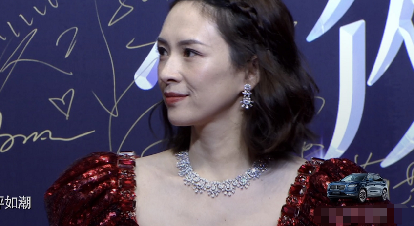 吴奇隆|抖音之夜女星高清镜头，麒麟臂粉刺藏不住，普通人不需有颜值焦虑