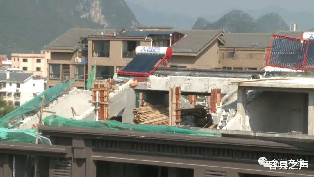 安居客|广西这21户顶楼业主“抱团”建“空中别墅”，称违建只因开发商赠送的阁楼像“蒸笼”