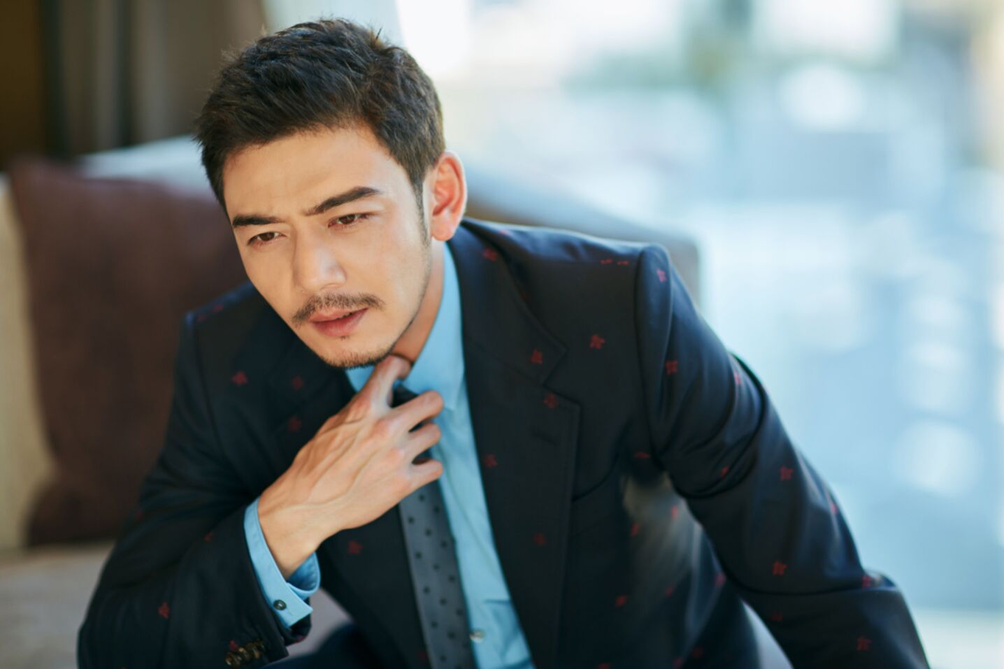 杨烁|杨烁隐藏10年的妻子，竟是观众熟悉的童年女神，难怪一直不愿公开