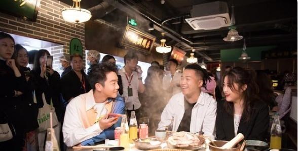 明星|仅45分钟视频，就让7位明星推上热搜，关晓彤与9位艺人受牵连