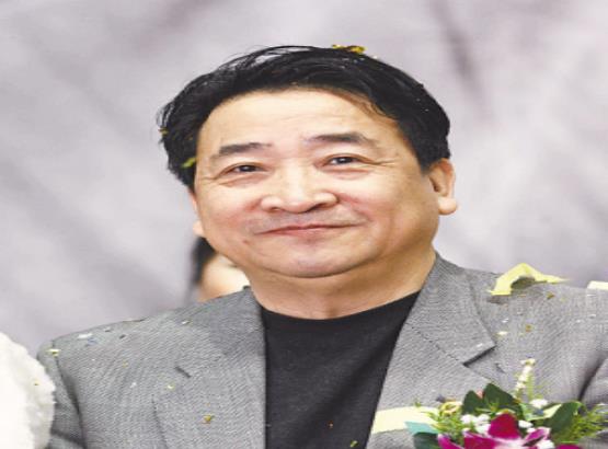 郭德纲|姜昆已在德云社扎根，逼得杨议现场翻脸，难道郭德纲败局已定？