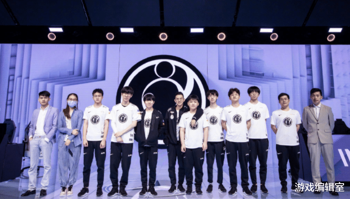 ig|Thesh回应退役传闻：考虑明年做不做手术，打的话就留在LPL！