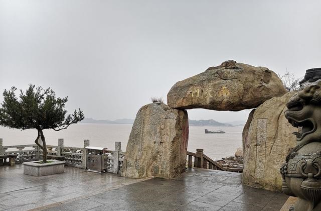 相差300吨,中国空间站与国际空间站对比,天宫空间站有何优势?