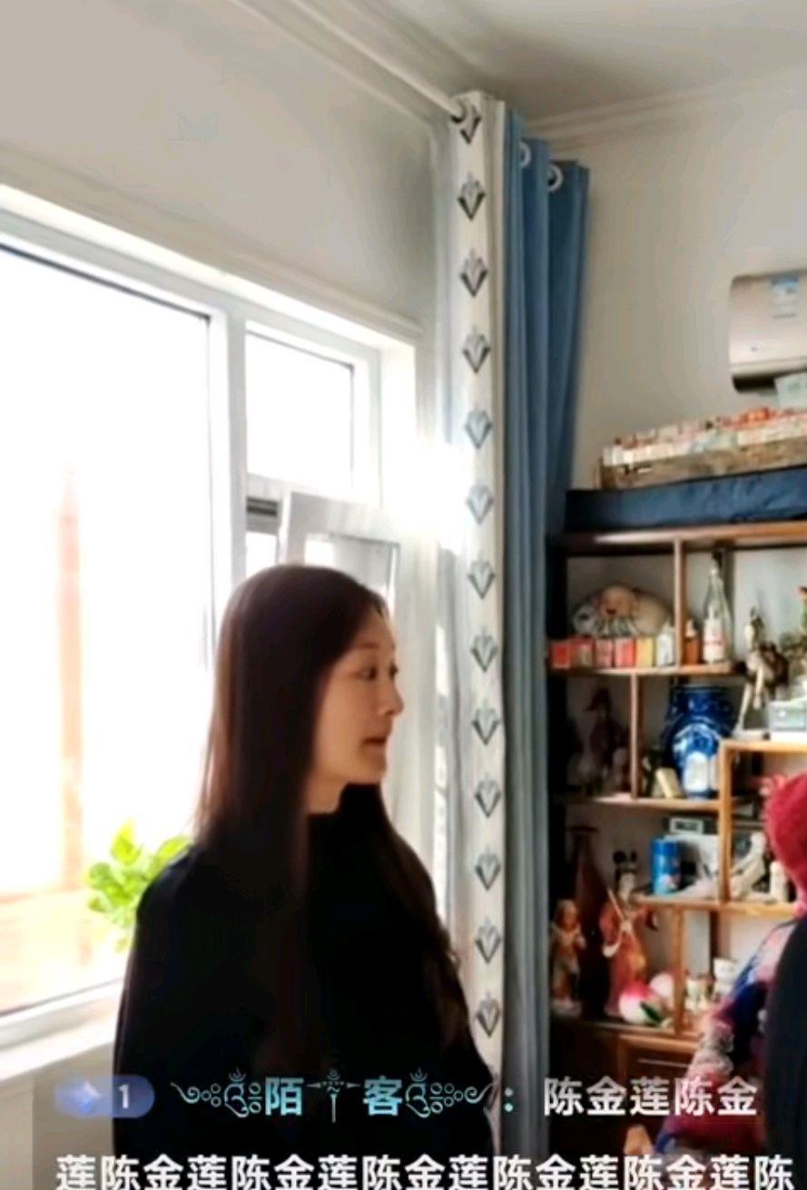 陈亚男|陈亚男短暂现身朱楼村后离开，公婆不理，爆朱单伟躲回驾校不见面