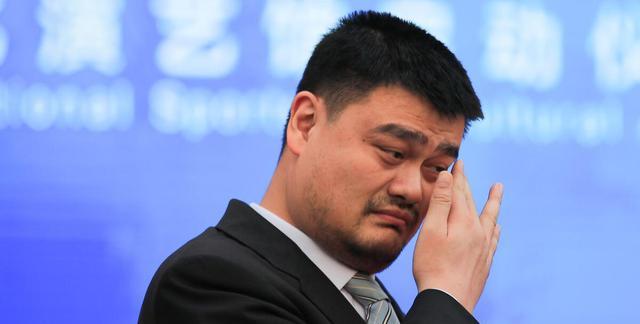 耐克|骑虎难下！耐克惹事郭艾伦成最大受害者 为何7人敢出战唯独他害怕